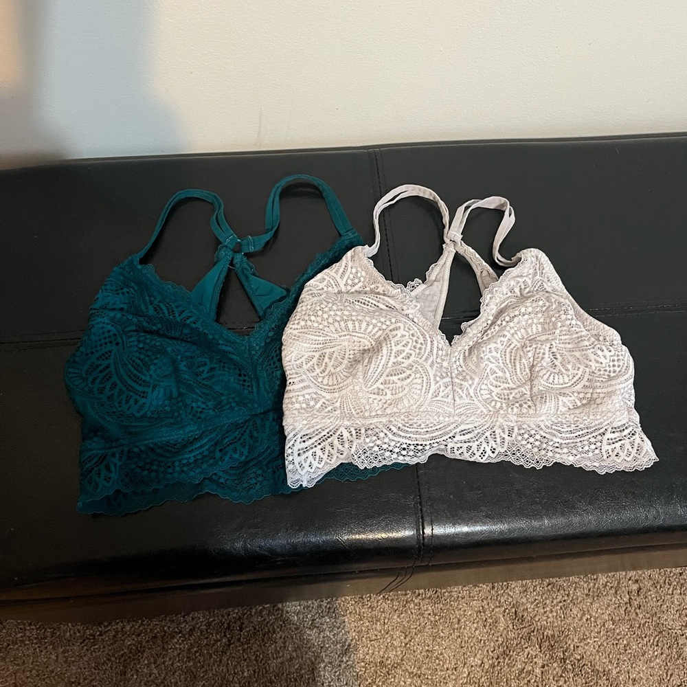 Maurices Teal and White Lace Bralette Set